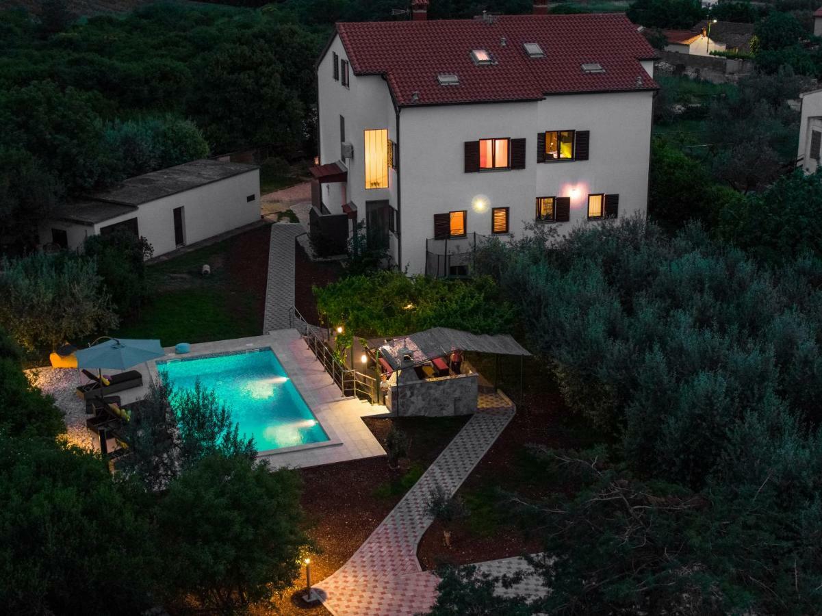 Holiday Home Mara Fondole 外观 照片