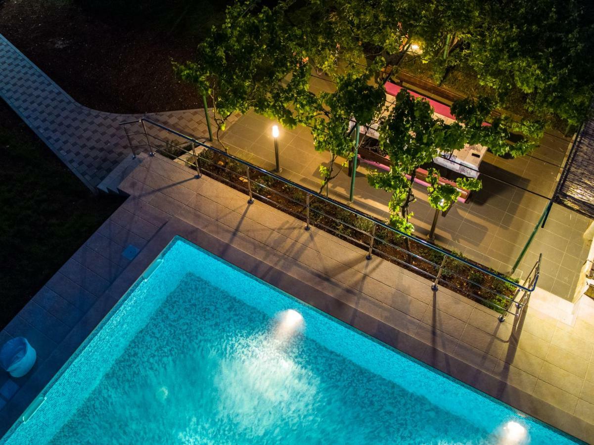 Holiday Home Mara Fondole 外观 照片